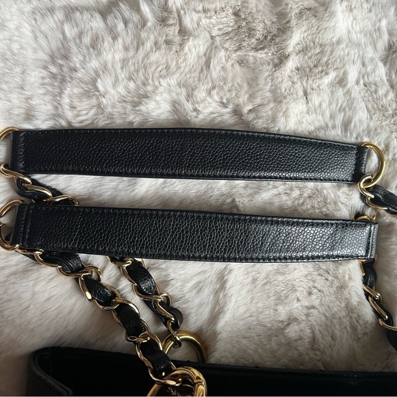 CHANEL Grand Shopping Tote in Black Caviar Leather - Picture 13 of 15